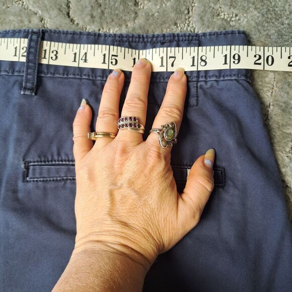 Levis Navy Blue Chino SHORTS MENS SIZE 38 Standard Bermuda Zip Fly Mid Rise - Picture 3 of 5